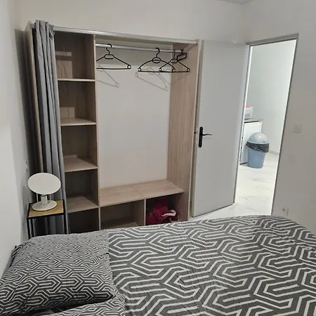 T2 Moderne, Calme Et Entierement Renove. Apartment Beziers Exterior photo